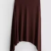 Falda midi con dobladillo en forma de pañuelo