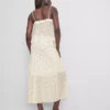 Falda midi floral texturizada de mezcla de algodón