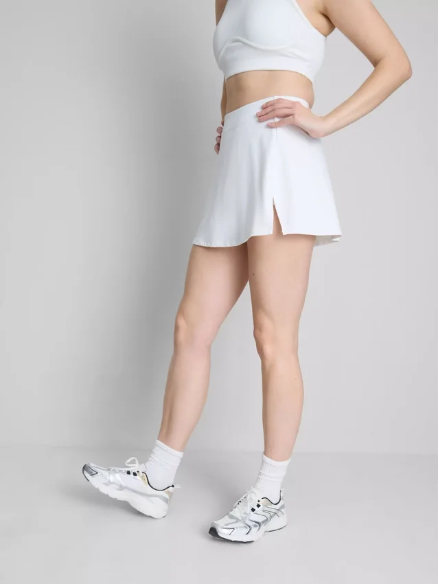 Faldita-pantalón microactiva suave como la mantequilla
