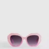 Gafas de sol con montura facetada