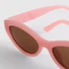 Gafas de sol con montura ovalada