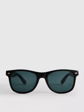 Gafas de sol con montura rectangular