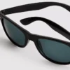 Gafas de sol con montura rectangular