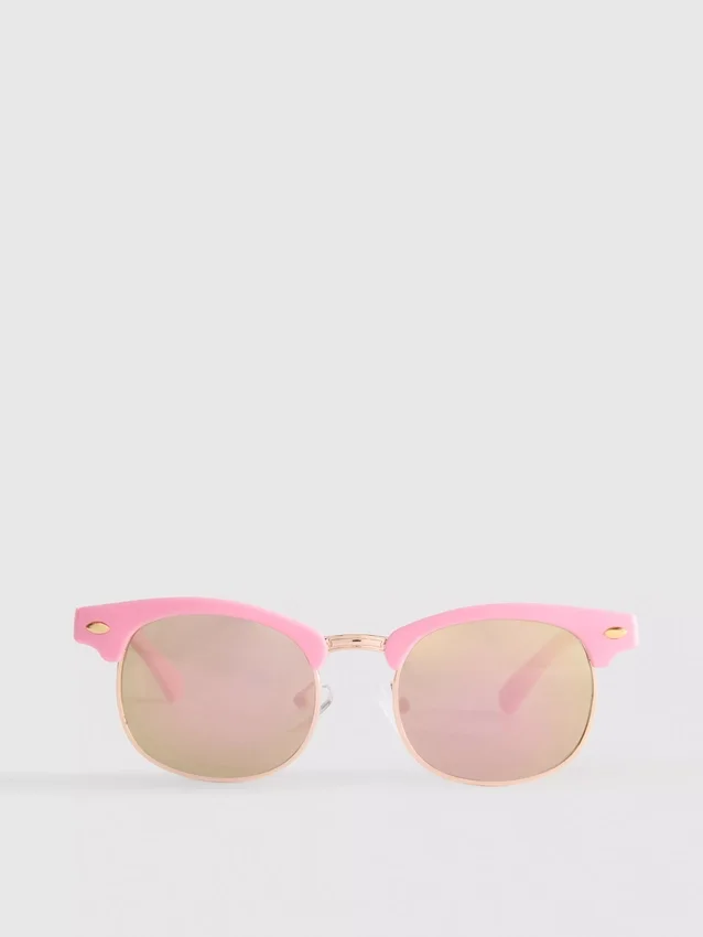 Gafas de sol con montura redonda