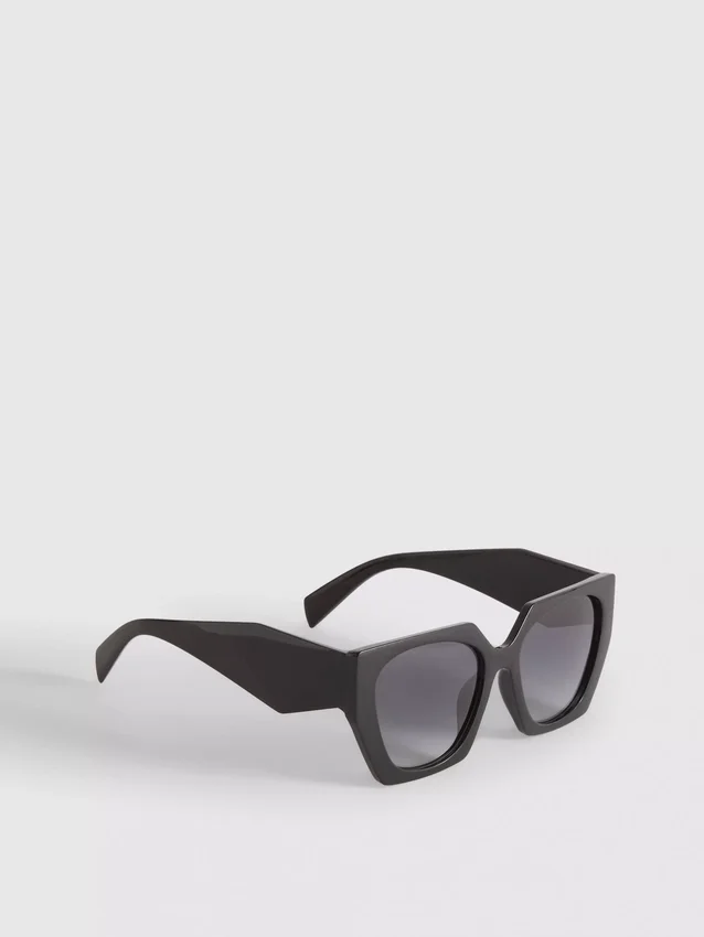 Gafas de sol cuadradas angulares