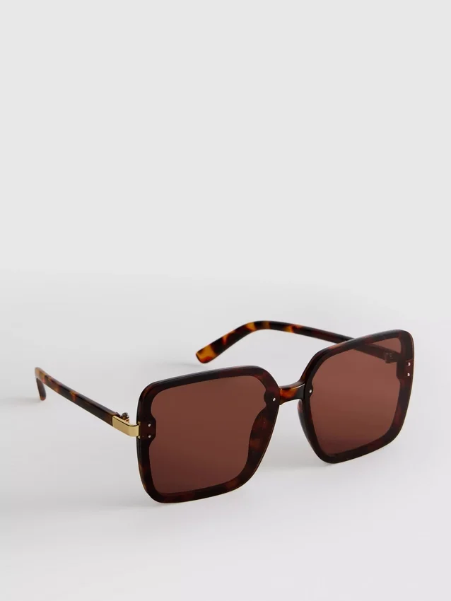 Gafas de sol cuadradas de gran tamaño