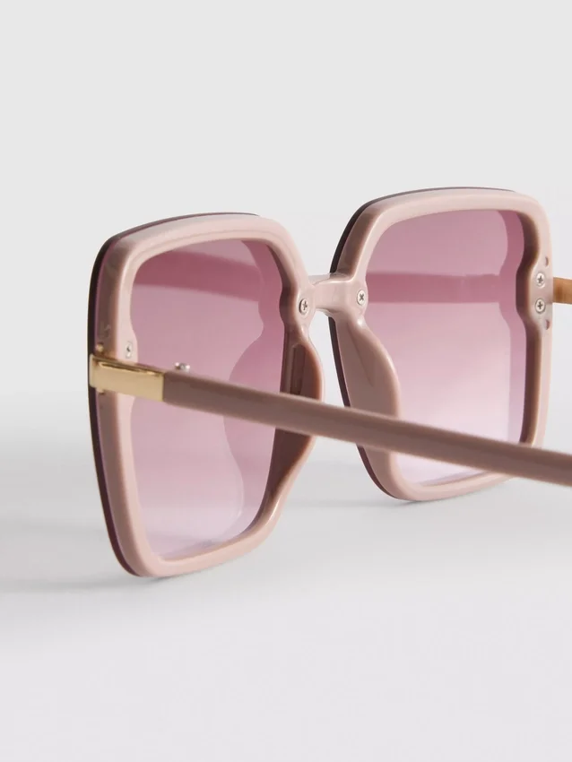 Gafas de sol cuadradas de gran tamaño