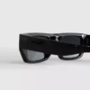Gafas de sol delgadas con montura rectangular