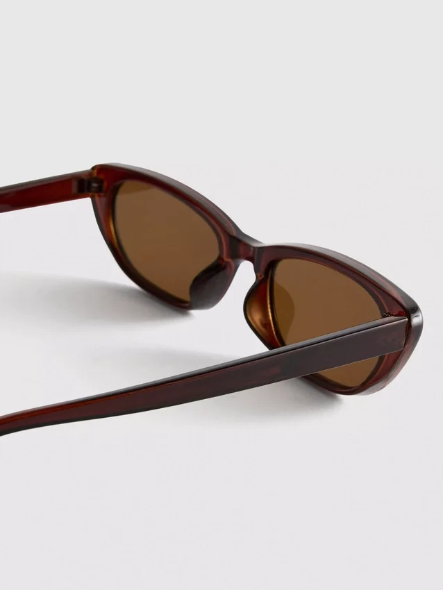 Gafas de sol delgadas estilo ojo de gato