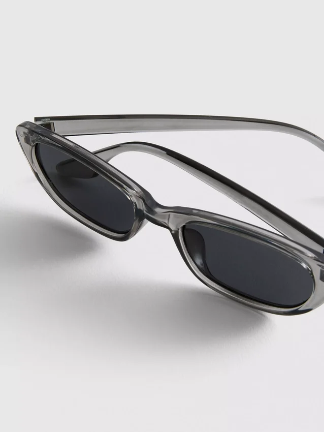Gafas de sol delgadas estilo ojo de gato