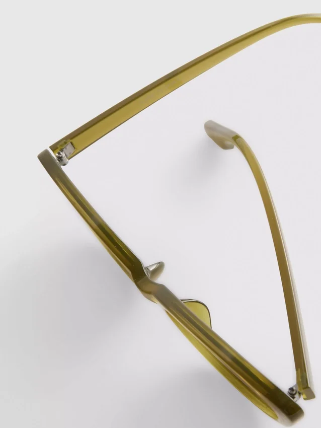 Gafas de sol delgadas estilo ojo de gato