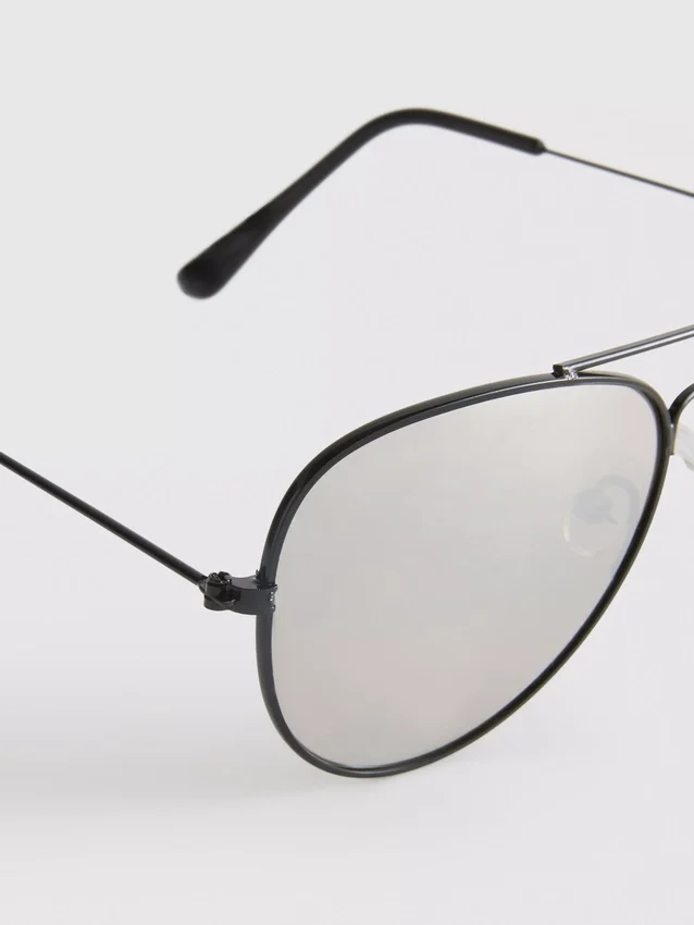 Gafas de sol estilo aviador