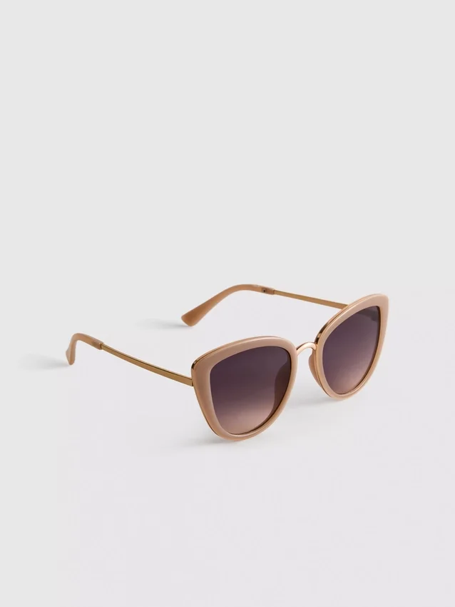 Gafas de sol estilo ojo de gato