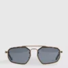 Gafas de sol metálicas con diseño geométrico