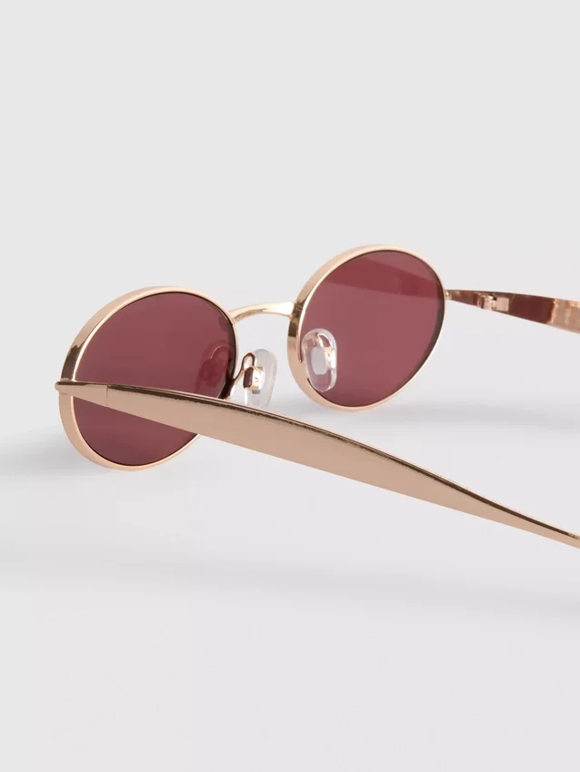 Gafas de sol ovaladas de metal