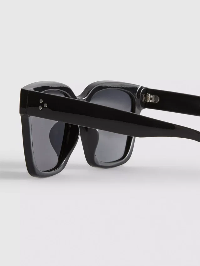 Gafas de sol oversize estilo ojo de gato