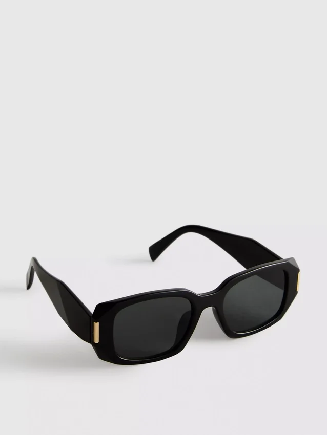 Gafas de sol rectangulares angulares