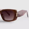Gafas de sol rectangulares angulares