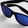 Gafas de sol rectangulares con efecto espejo