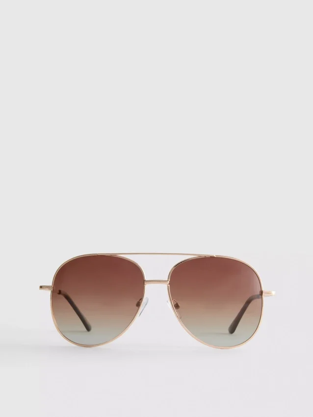 Gafas de sol tipo aviador con cristales tintados