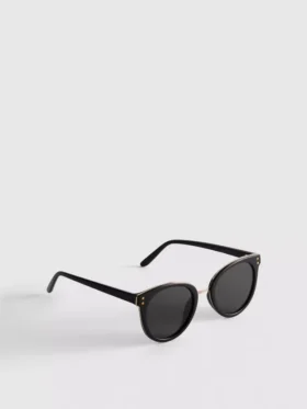 Gafas de sol tipo ojo de gato con barra en la ceja