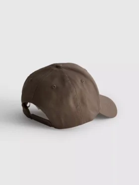 Gorra de béisbol con bloques de color