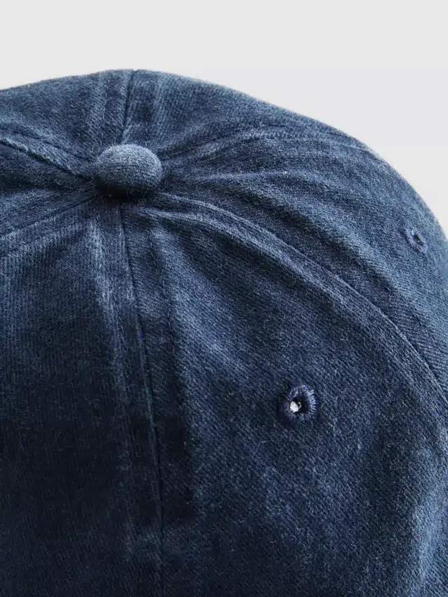Gorra de béisbol con lavado ácido