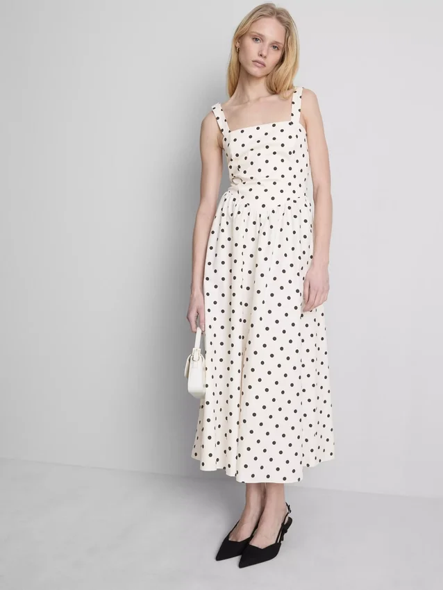 Gran hallazgo | Vestido midi tipo corsé con cuello cuadrado
