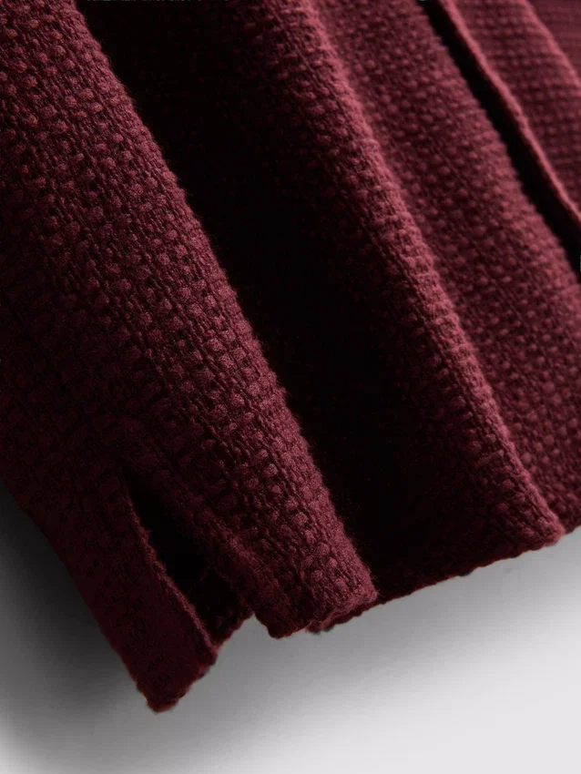 La camisa de manga corta con textura de The Edit