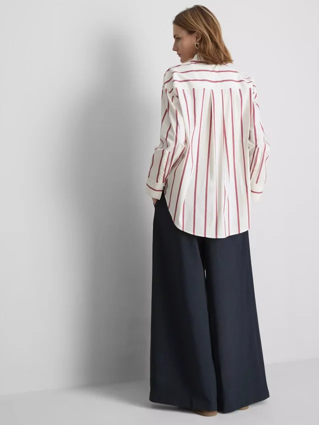 La camisa de popelín a rayas con alto contenido de algodón de The Edit