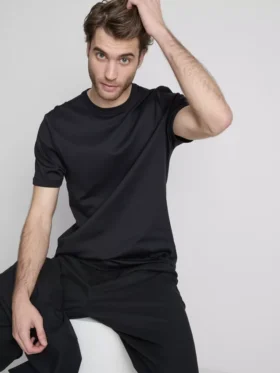 La camiseta slim fit mercerizada de The Edit