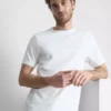 La camiseta slim fit mercerizada de The Edit