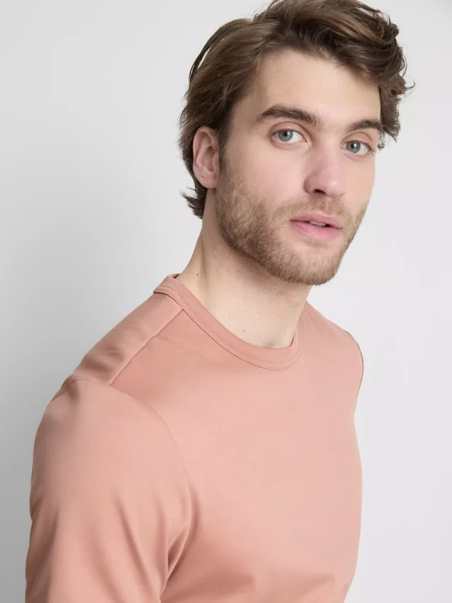 La camiseta slim fit mercerizada de The Edit