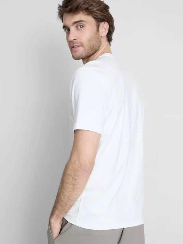 La camiseta slim fit mercerizada de The Edit