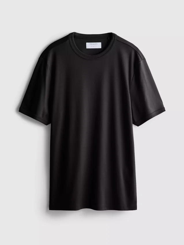La camiseta slim fit mercerizada de The Edit