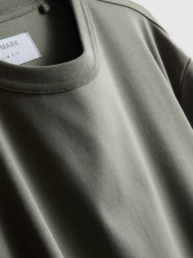 La camiseta slim fit mercerizada de The Edit