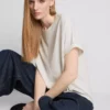 La camiseta «The Edit» con detalle de costura