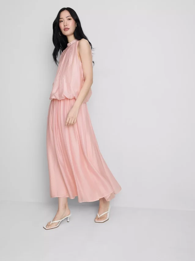 La falda midi de corte A «Air Flow» de The Edit