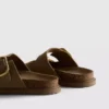 Las sandalias con doble correa y hebilla de The Edit