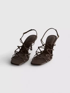 Las sandalias de tacón de aguja trenzadas de The Edit