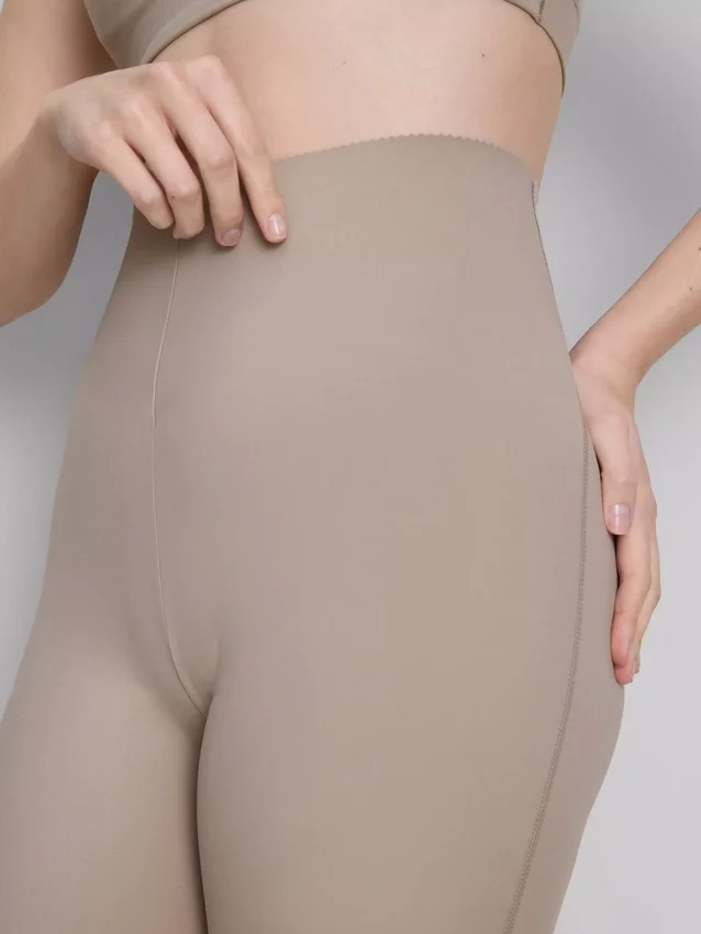Leggings acampanados de alto rendimiento Bodysculpt
