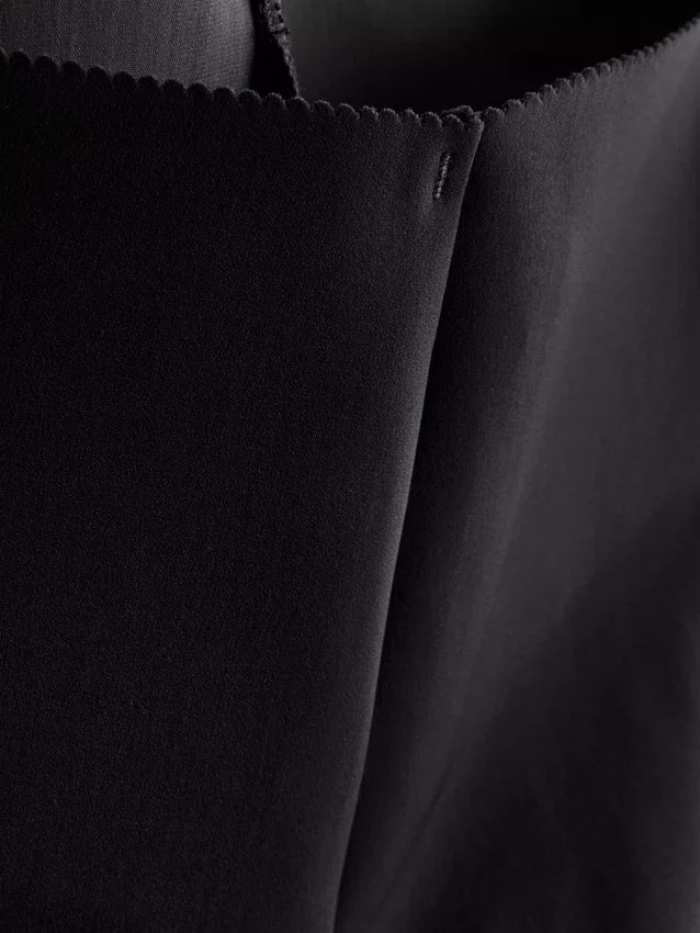 Leggings acampanados de alto rendimiento BodySculpt de cintura alta