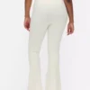 Leggings acampanados y suaves como la mantequilla