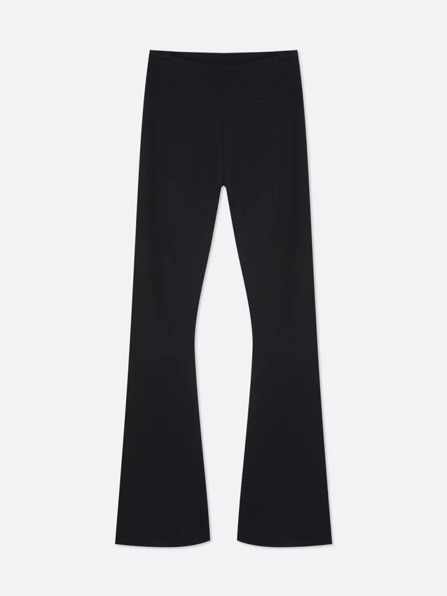 Leggings deportivos acampanados de cintura alta