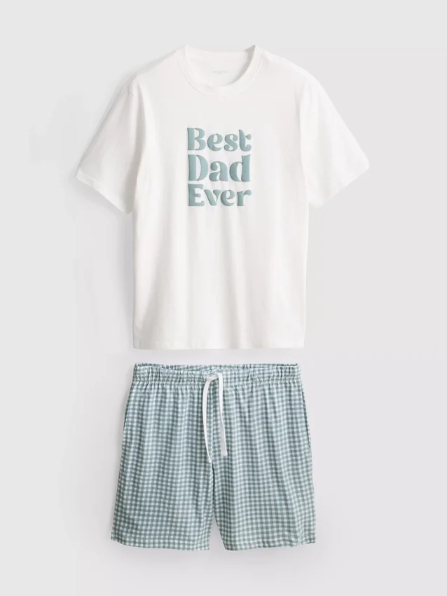 Los mejores pijamas a juego para toda la familia