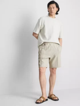Los pantalones cortos texturizados de The Edit