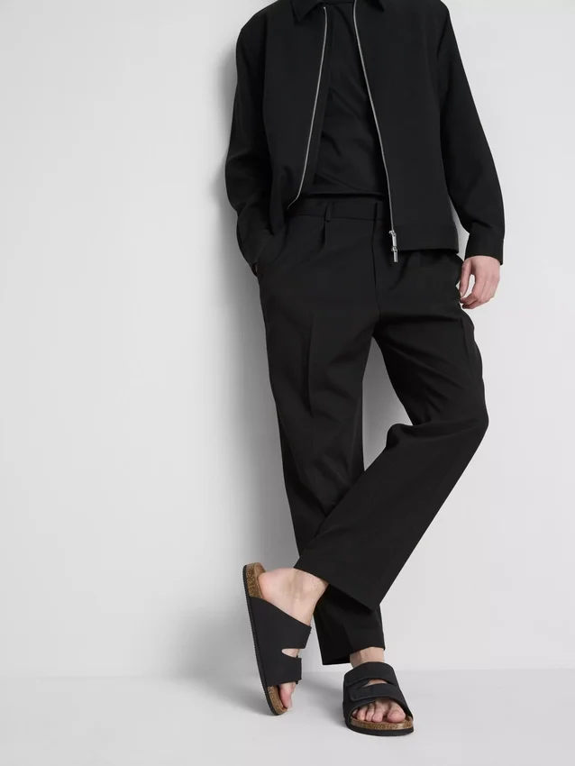 Los pantalones de sarga «The Edit»