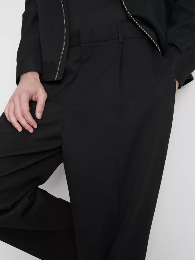 Los pantalones de sarga «The Edit»