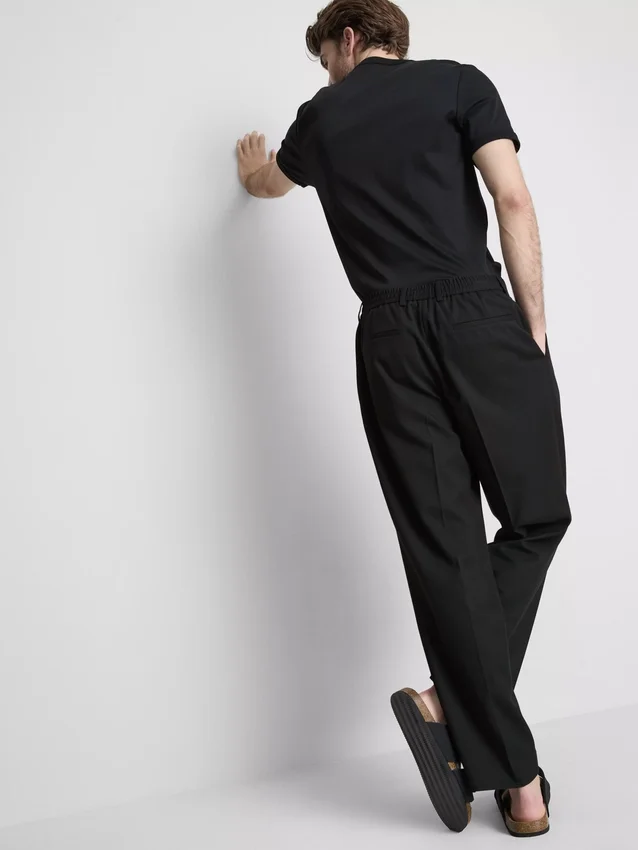 Los pantalones de sarga «The Edit»