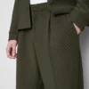 Los pantalones plisados de The Edit